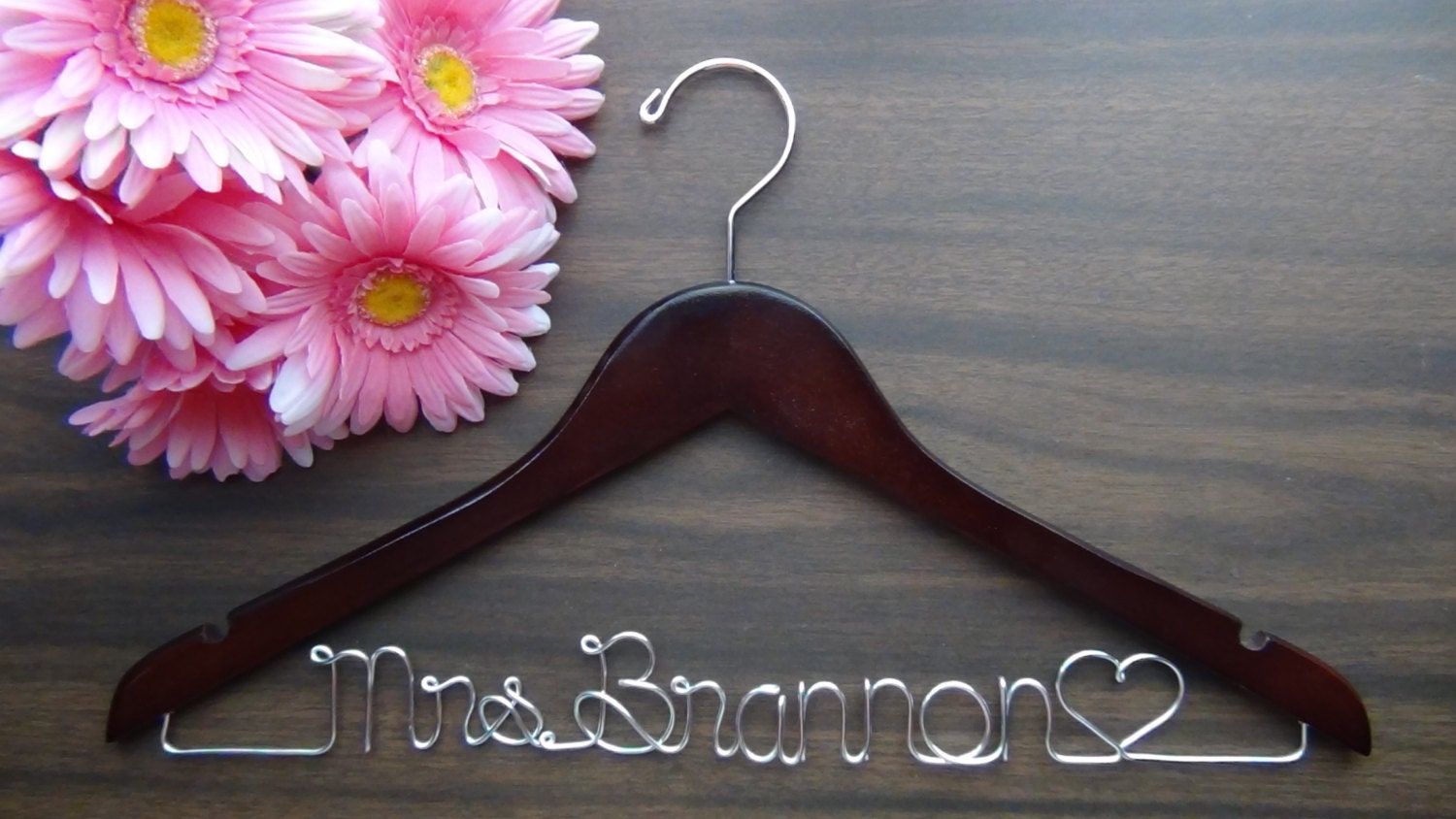 Personalized Keepsake Bridal Hanger, Custom Made Wedding Hangers with Names, Bridal Shower Gift idea,Wedding Photo Props