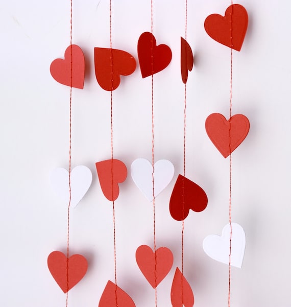 Valentines Day Decor, Valentine Garland, Wedding Garland, Heart Banner, Valentine Photo Prop, Paper Heart Garland, Red Heart Garland, Hearts