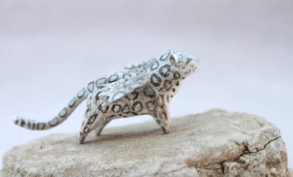 snow leopard figurines