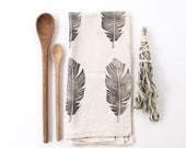 Feather Tea Towel - nativebear