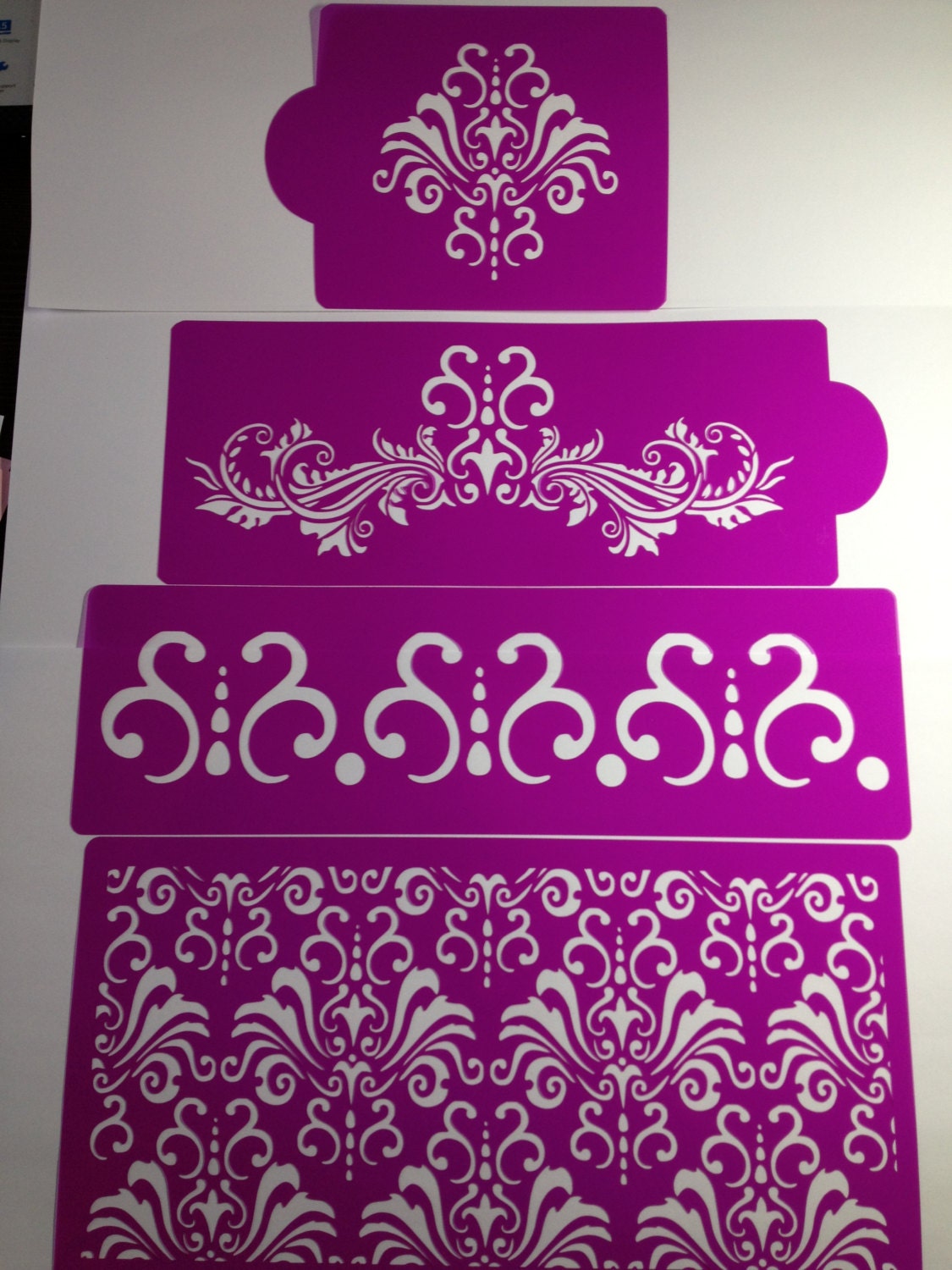 Chic Damask Cake stencils4 pieces cake decorating by Stenciland