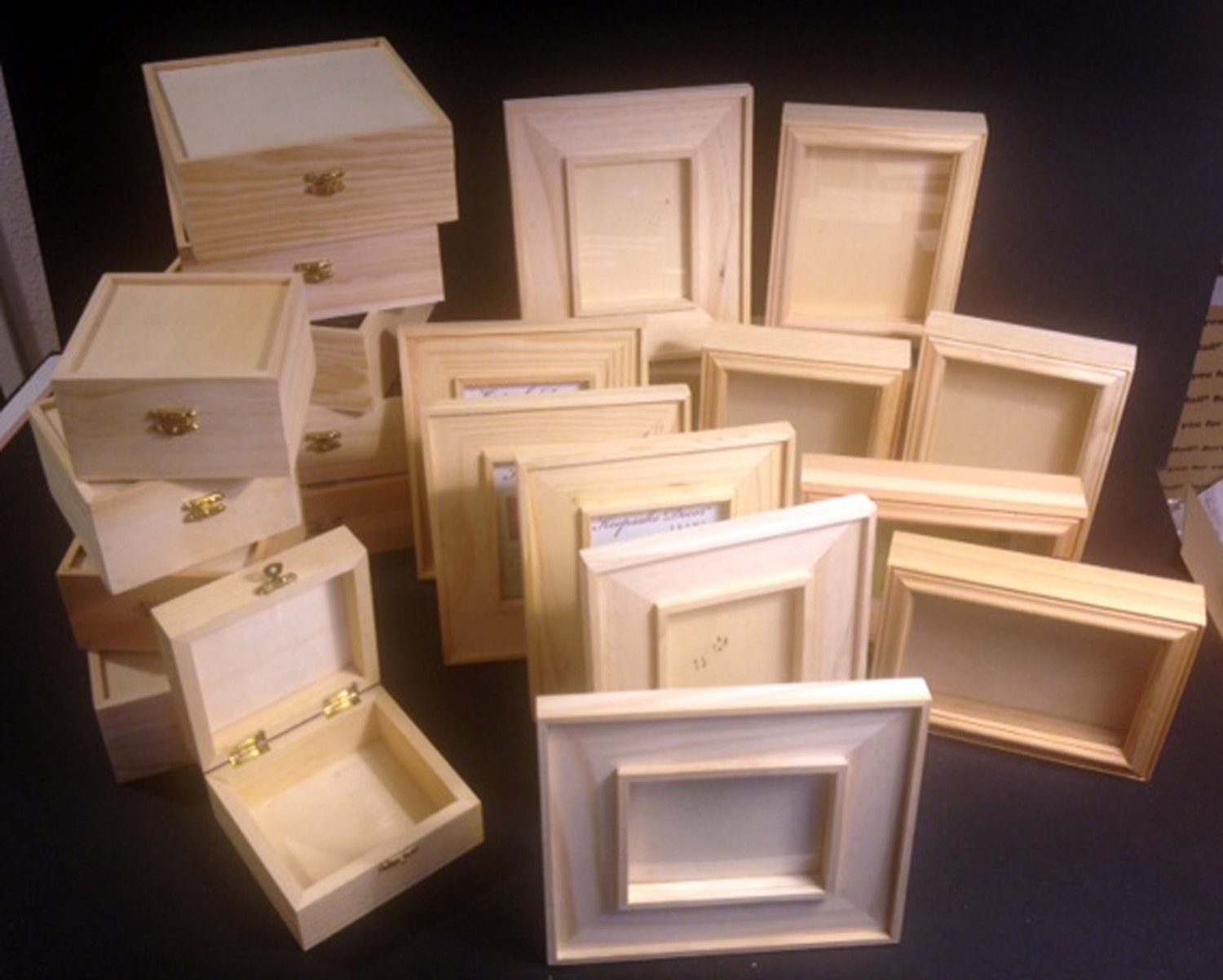 21 PC Wood Craft Assortment. Unfinished Wood Boxes, Frames and Shadow Boxes