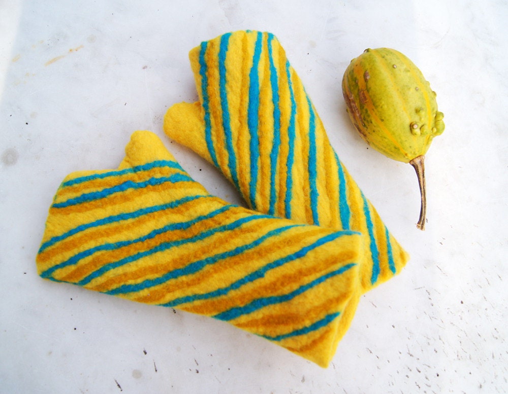 Hand felted mittens , striped yellow and turquoise. OOAK - filcAlki