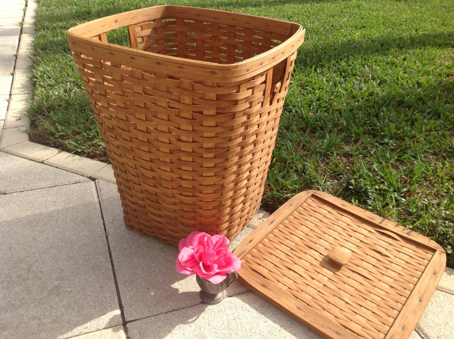 Vintage Longaberger Tall Laundry Basket with Lid by RetroDaisyGirl