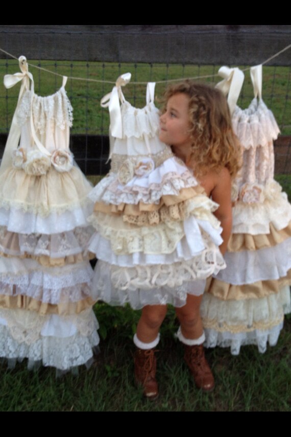 Lace Flower Girl Dress//Vintage Dress// Little Girl by RainRene