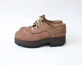 Popular items for 90s shoe