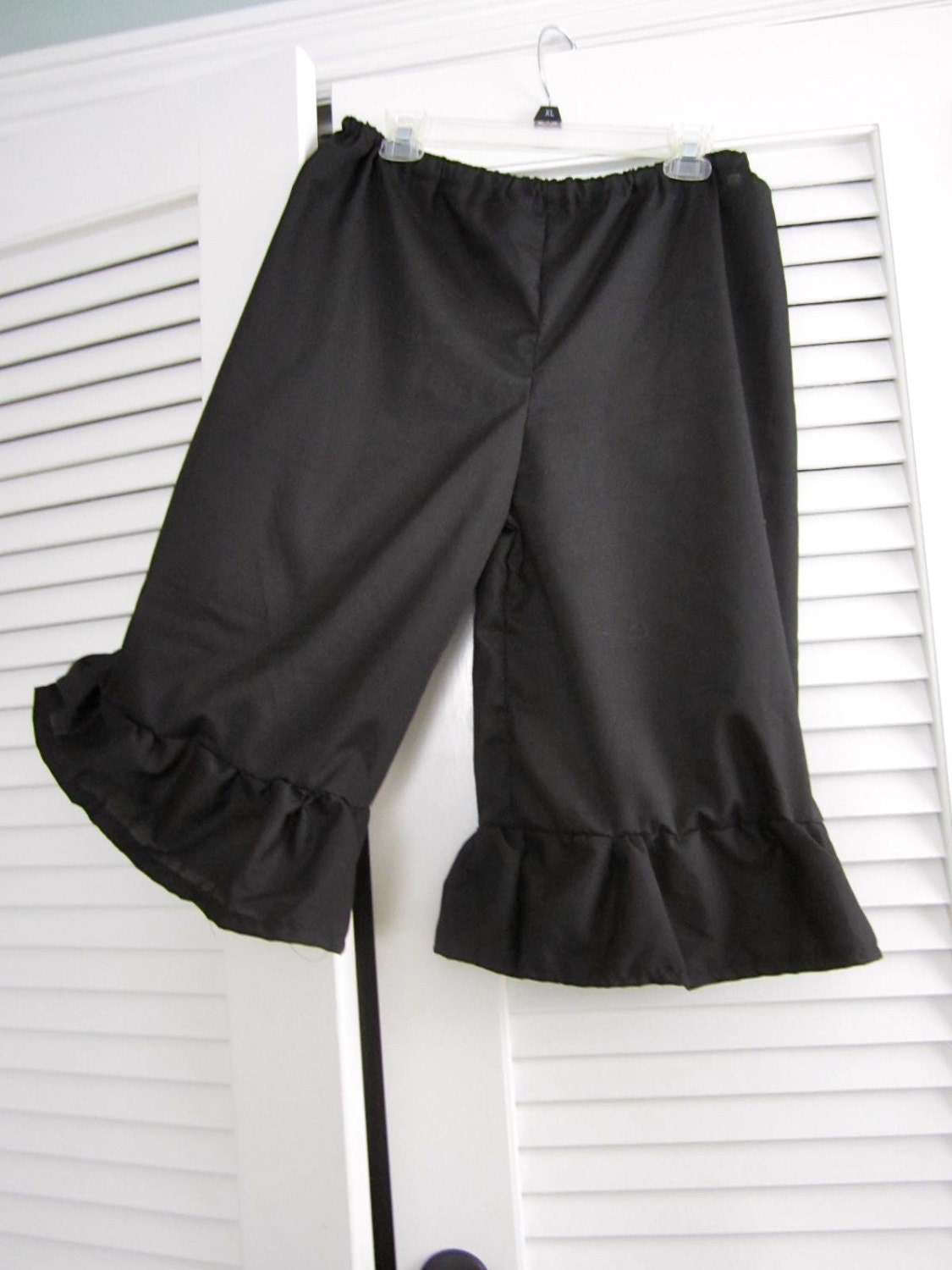 ruffle pants for women