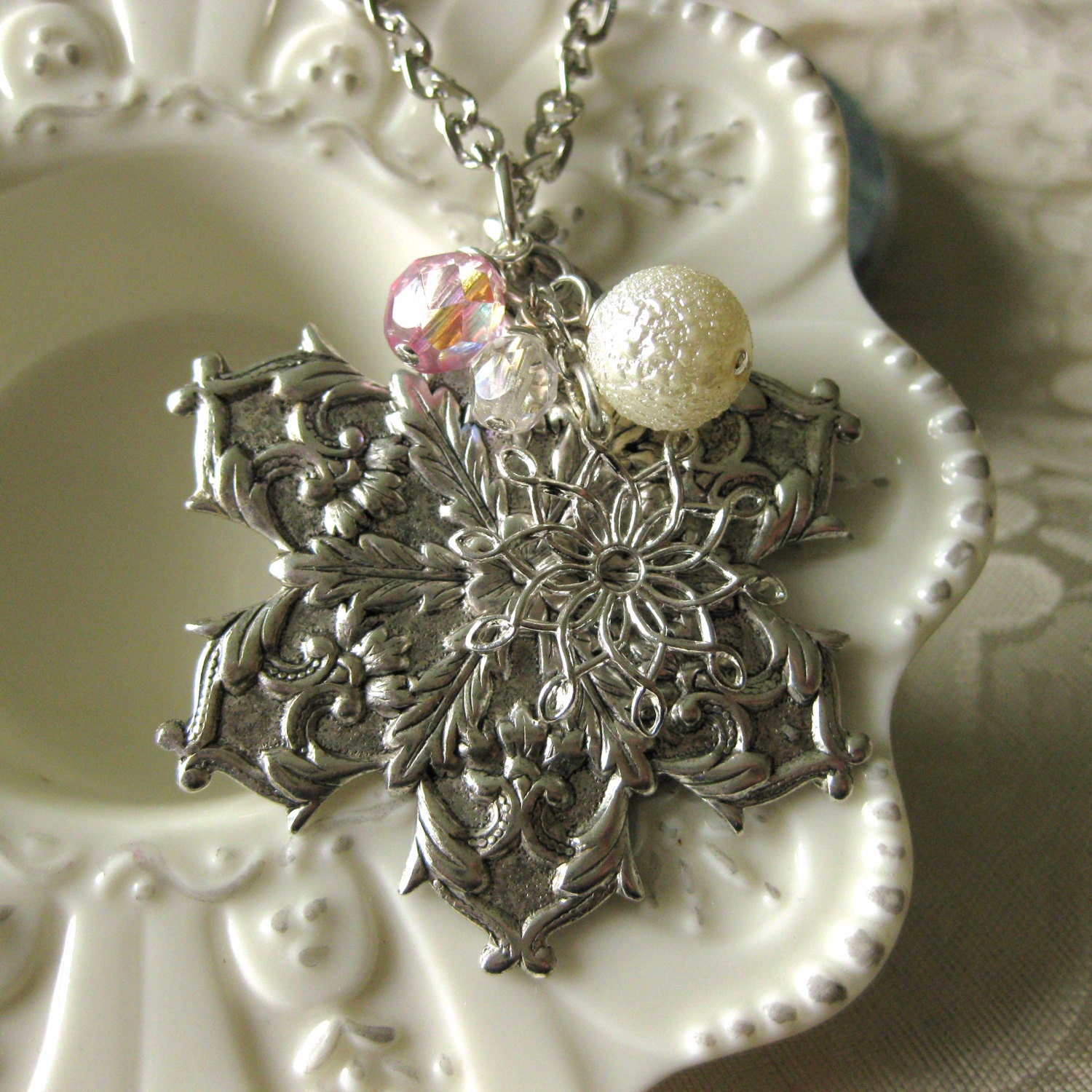 IN A WINTERS GARDEN - vintage snowflake necklace snow crystal - TheQueensDowry