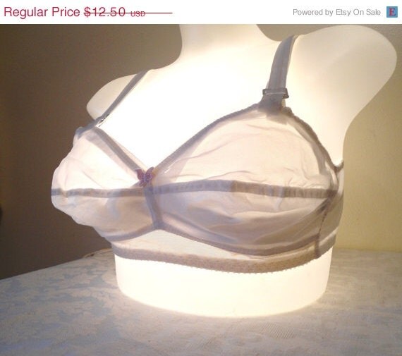 Bullet Bra 30 B Vintage Bra The Original by ChellesTreasure