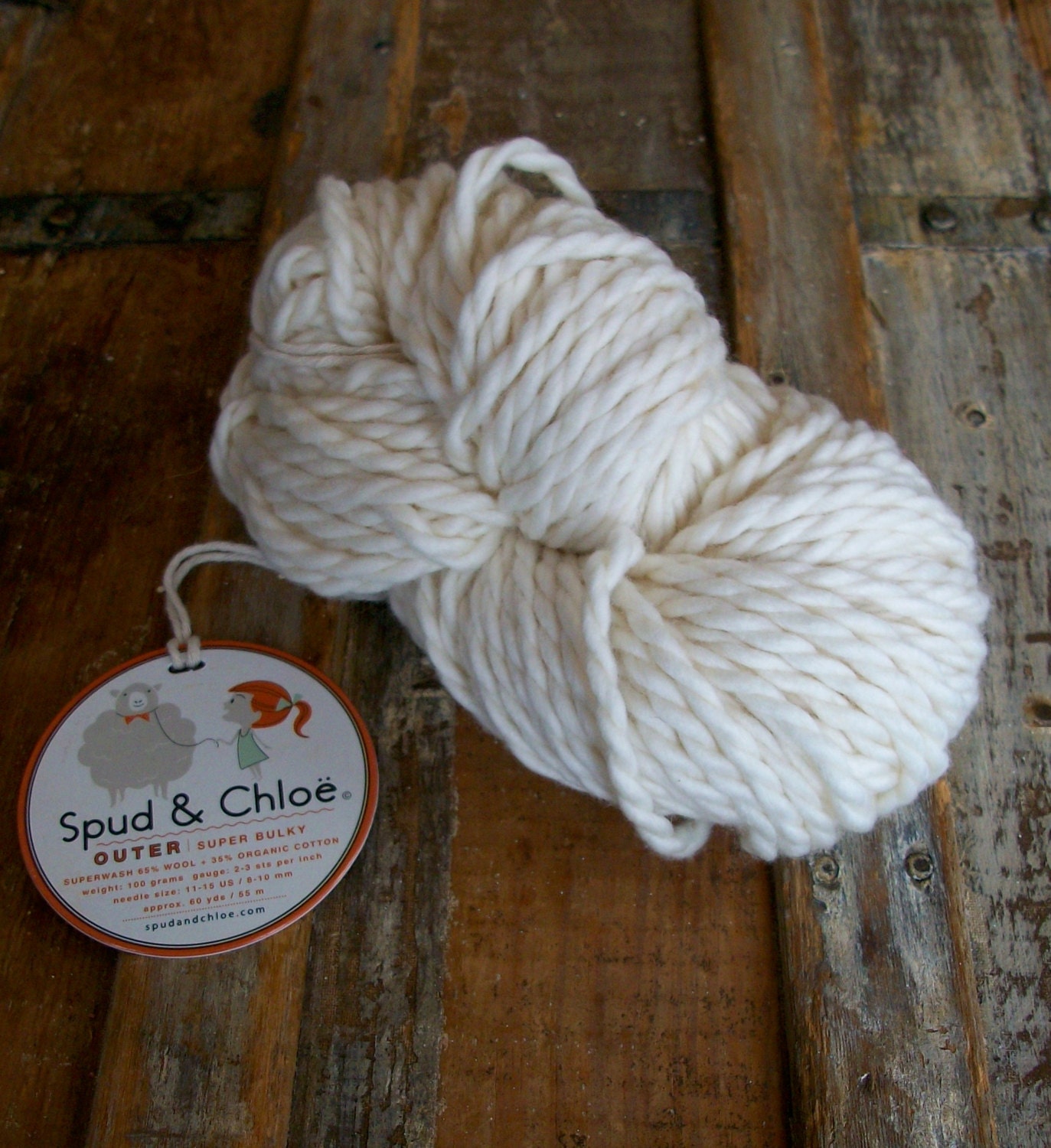 Spud & Chloe Outer yarn in Soapstone super bulky by KnitEnabler