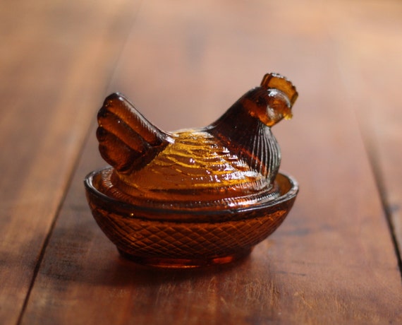 Vintage Amber Glass Hen On Nest Candy Dish By Behindthescreendoor