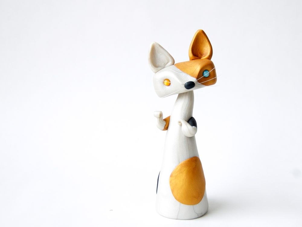 Maneko Neki - Japanese Bobtail Cat Figurine by Bonjour Poupette