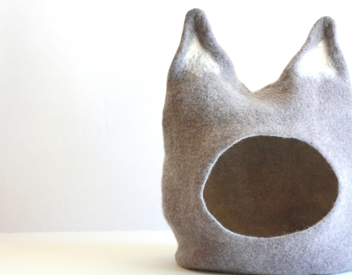 Cat bed - cat cave - cat house - eco-friendly handmade felted wool cat bed - grey with natural white - made to order - AgnesFelt