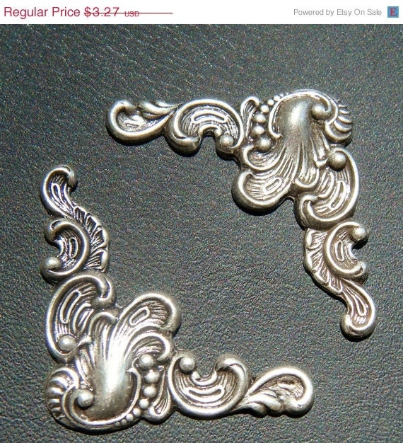 SALE Victorian Corner Embellishments Oxidized by BeaderyDestash