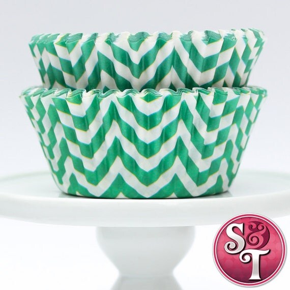 Chevron Green GREASEPROOF Zigzag Baking Cups Cupcake Liners - Quantity 50 Il_570xn