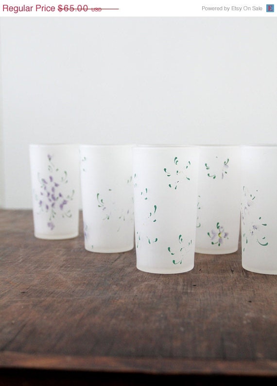 Frosted Drinking Glasses / Vintage Federal Painted Juice by 86home