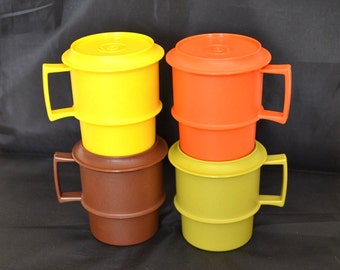 Vintage Tupperware Set Of Four Cups With Lids Or Coasters Tupperware