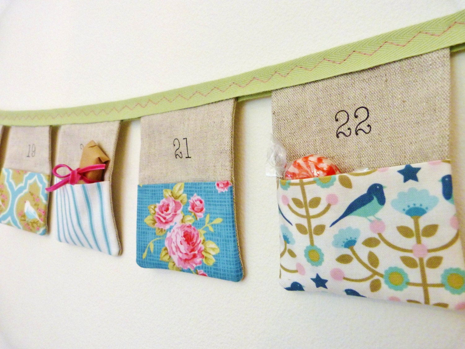 The ORIGINAL Christmas advent calendar bunting ~ 24 linen flags with beautiful Tilda 'Winter bird' pockets Made To Order FREE uk SHIPPING Il_570xn