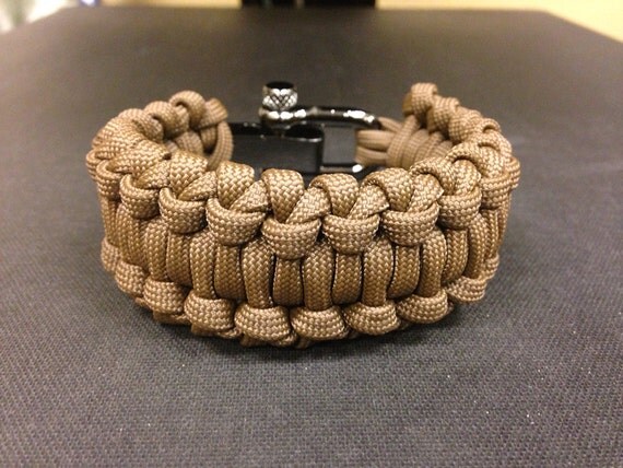 Paracord quick deploy backbone bar bracelet by TacticalBlackRDS