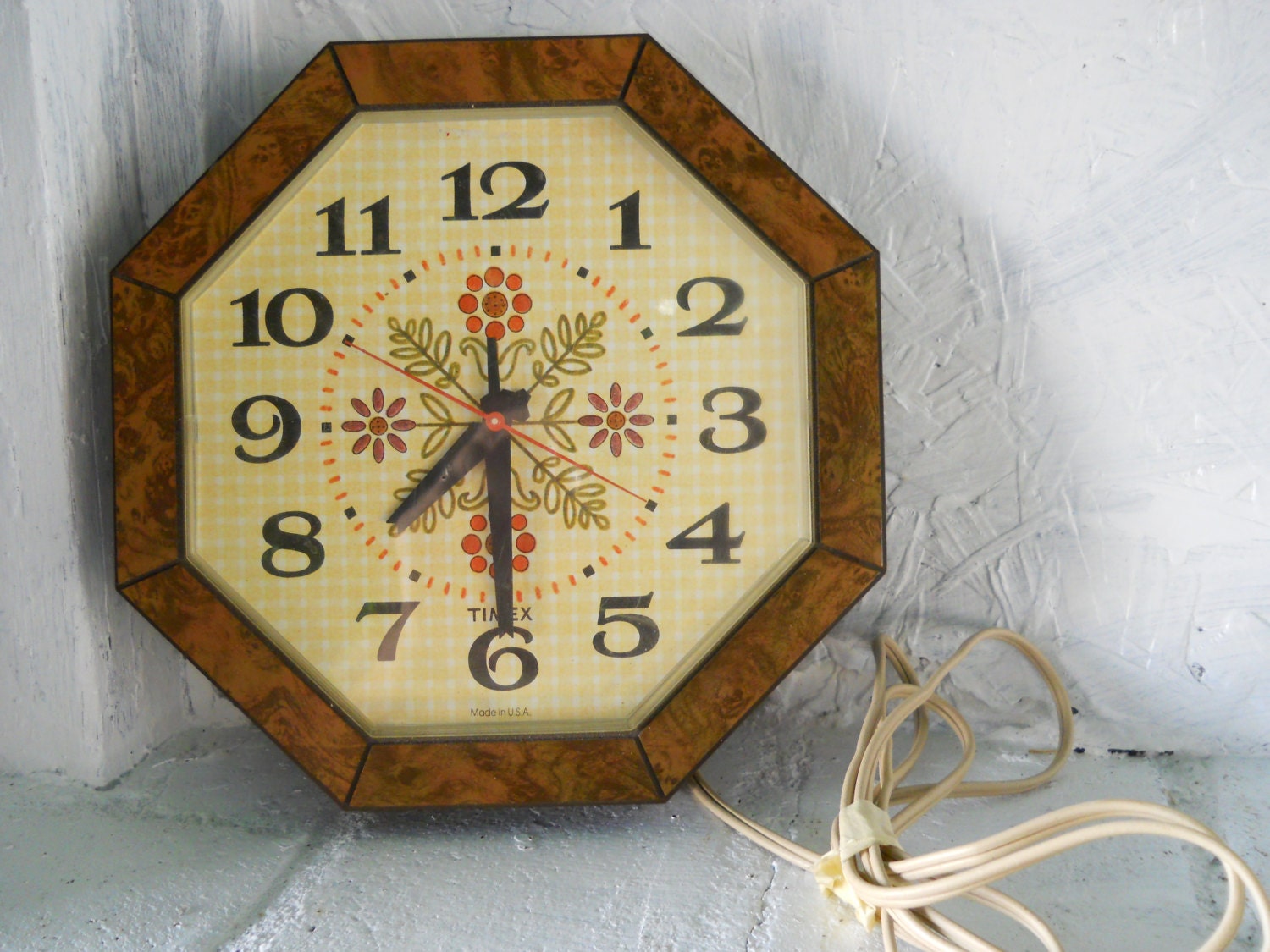 timex kitchen wall clock