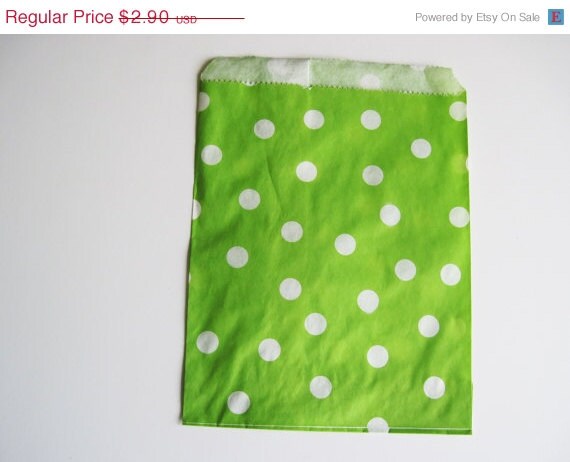 ON SALE 12 Lime Green DOT Designer Party Favor Bags, Weddings, Birthday, Shower Il_570xn