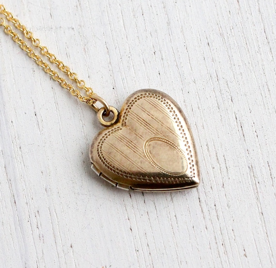 Vintage Heart Locket Necklace Dainty Gold by MaejeanVintage