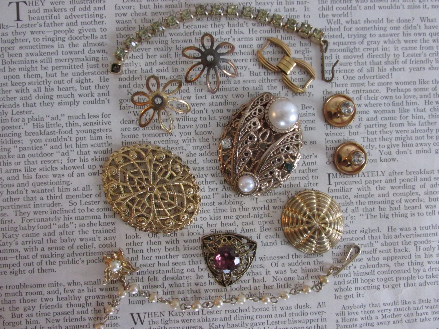 Vintage Jewelry Supply lot, DIY jewelry kit, DIY Altered Art supply, wedding supplies, bling jewelry for reinvention, scrapbooking, Lot 22