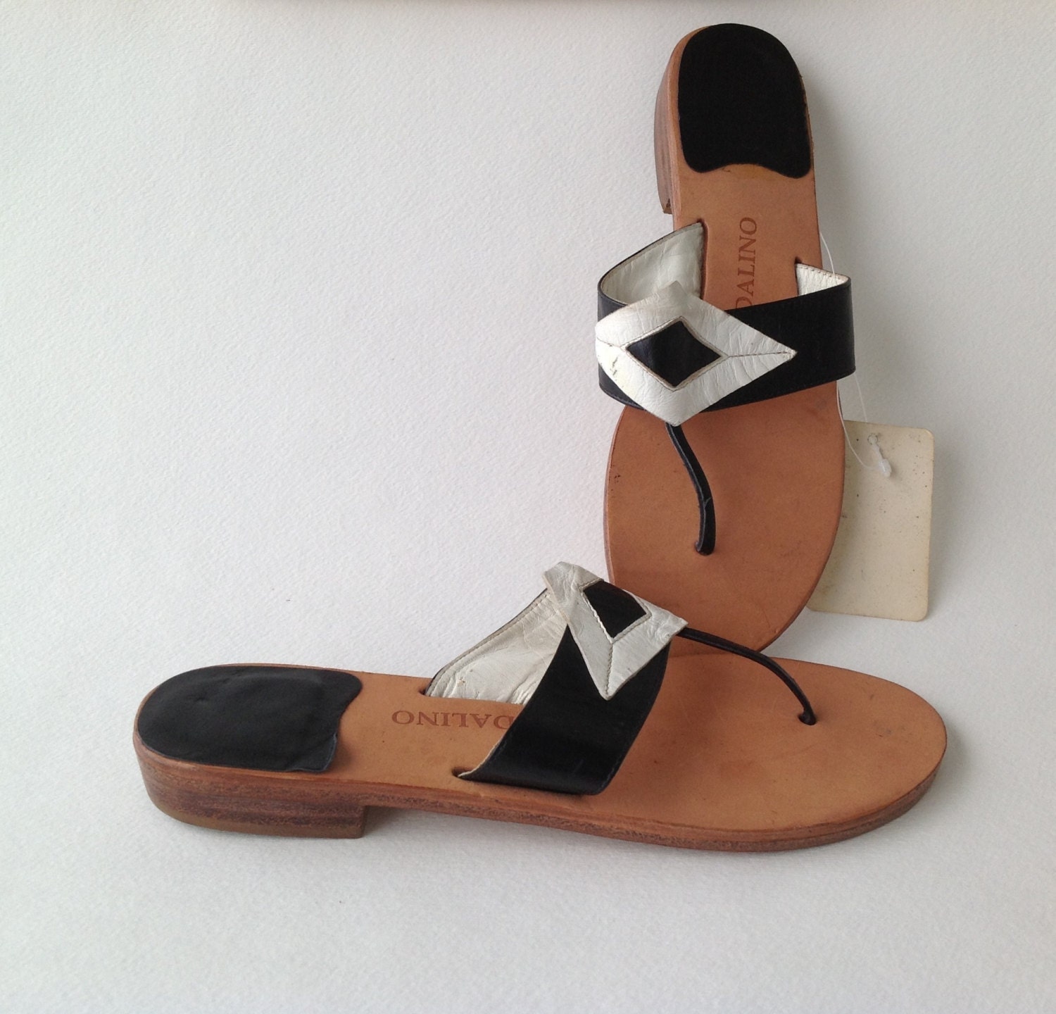 Sandalino Vintage Geometric Black and White Leather Sandals - BettyGableVintage