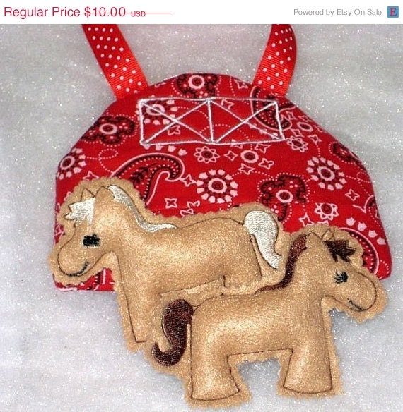 END OF YEAR Barn and Pony Play Set Comes with barn carrier and 2 felt horses Il_570xn