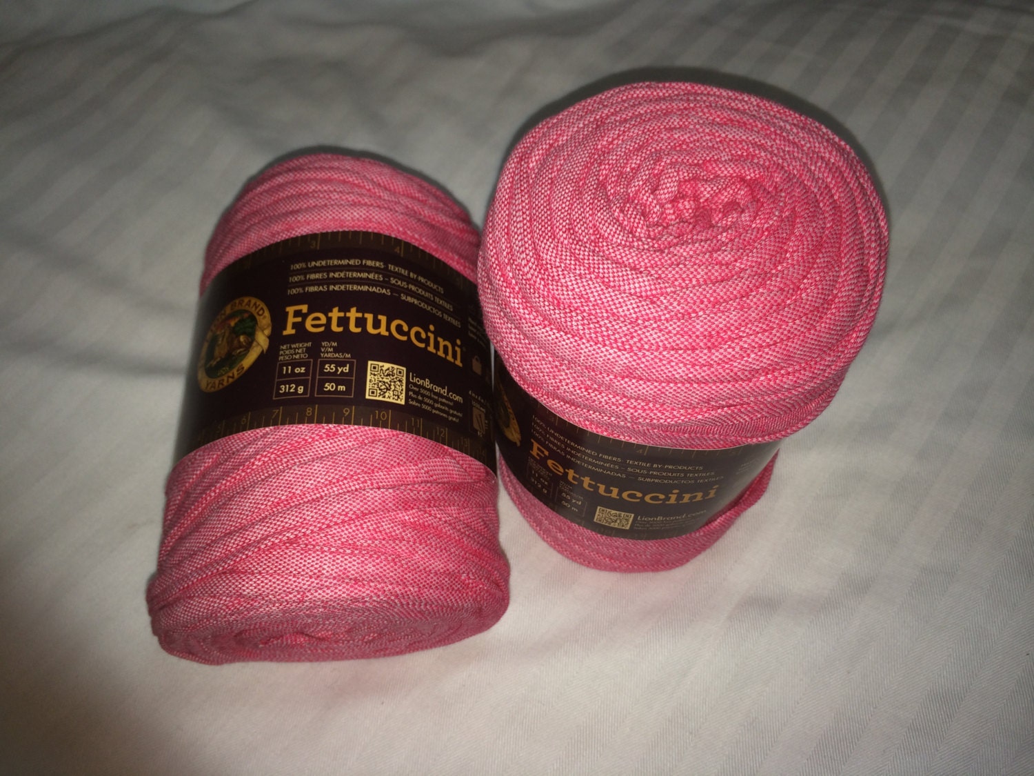 Lion Brand Fettuccini Yarn super bulky Repurposed by yarn2spin