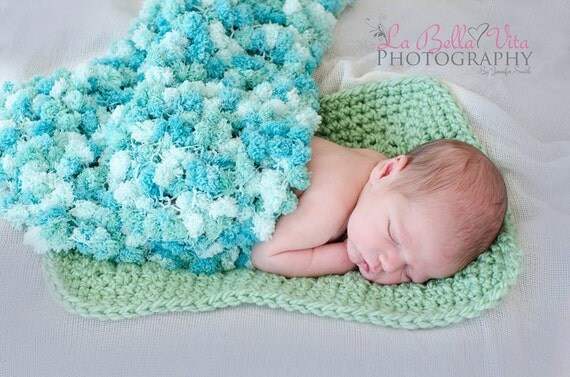 1 Skein Pom-Pom blanket PATTERN Newborn Prop Knit by PETALKNITS