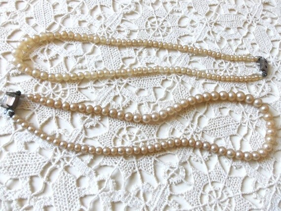 Toddler Pearl Necklaces Set of Two 75 to 100 Years by 3OldeBroads