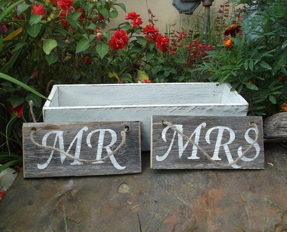 mr mrs signs with shabby chic wedding by countrybythebumpkins mr mrs signs with shabby chic wedding by countrybythebumpkins