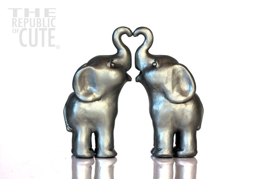 Gold Elephant Wedding Cake Toppers Decorated by RepublicOfCute