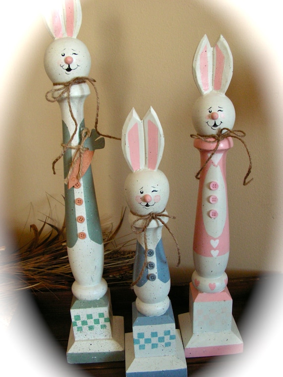 Easter  Bunny -  Rustic Decoration.
