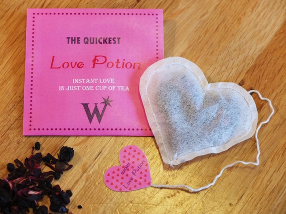 Love Potion Tea // Harry Potter Valentine's Day