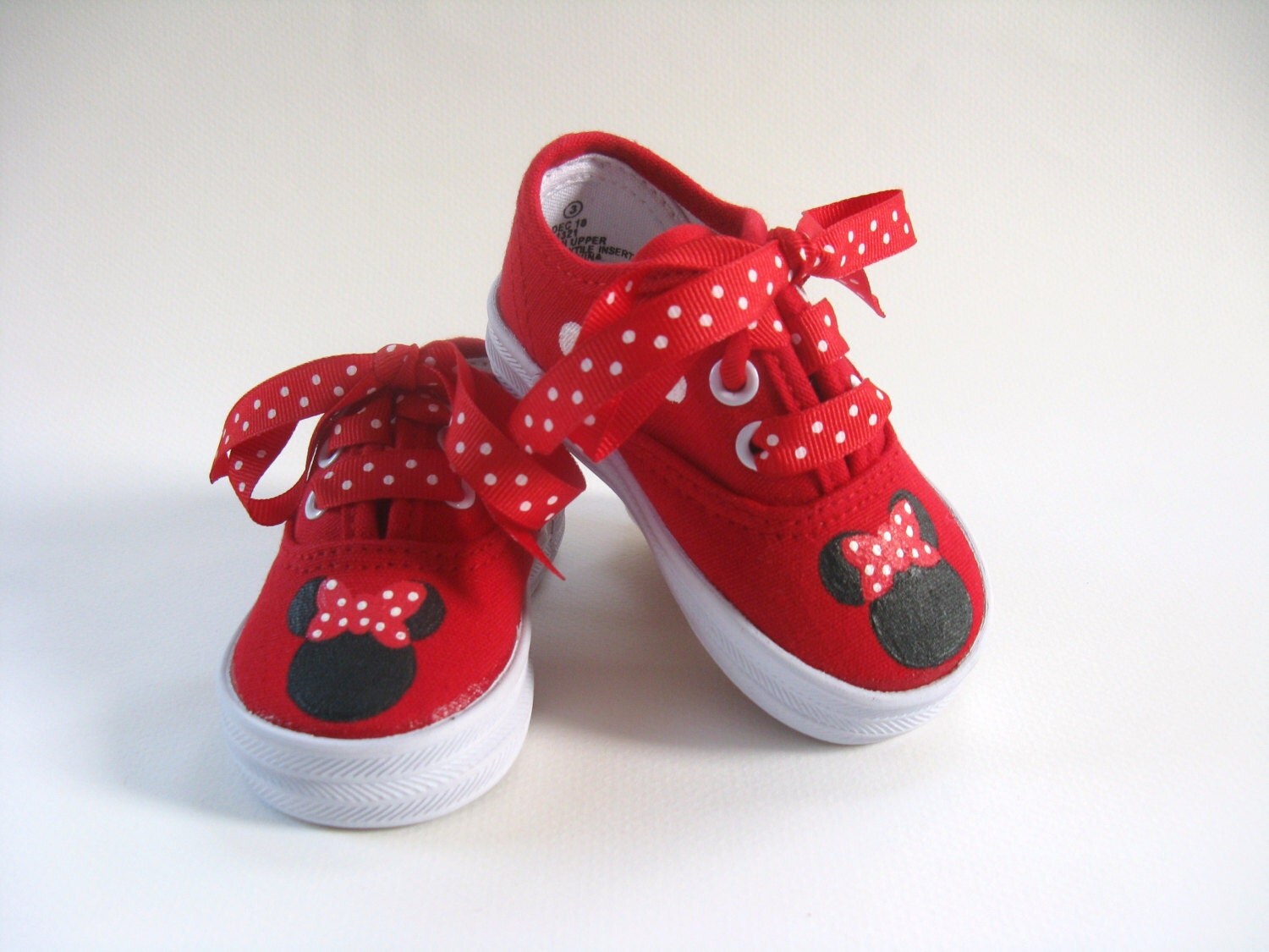 Girls Minnie Mouse Shoes Baby and Toddler by boygirlboygirldesign