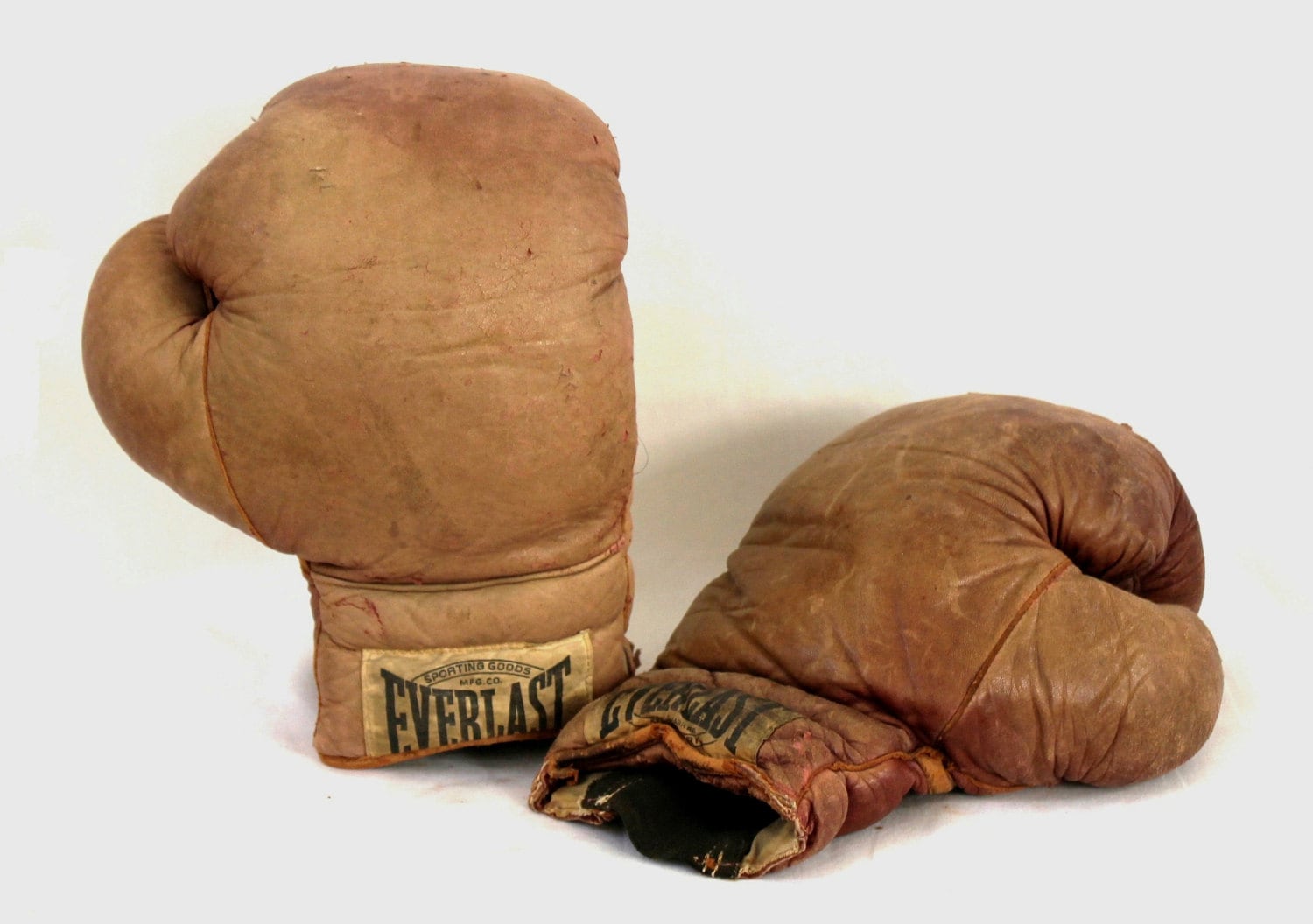 Old Everlast Leather Boxing Gloves / Decent by AbslewtlyVintage
