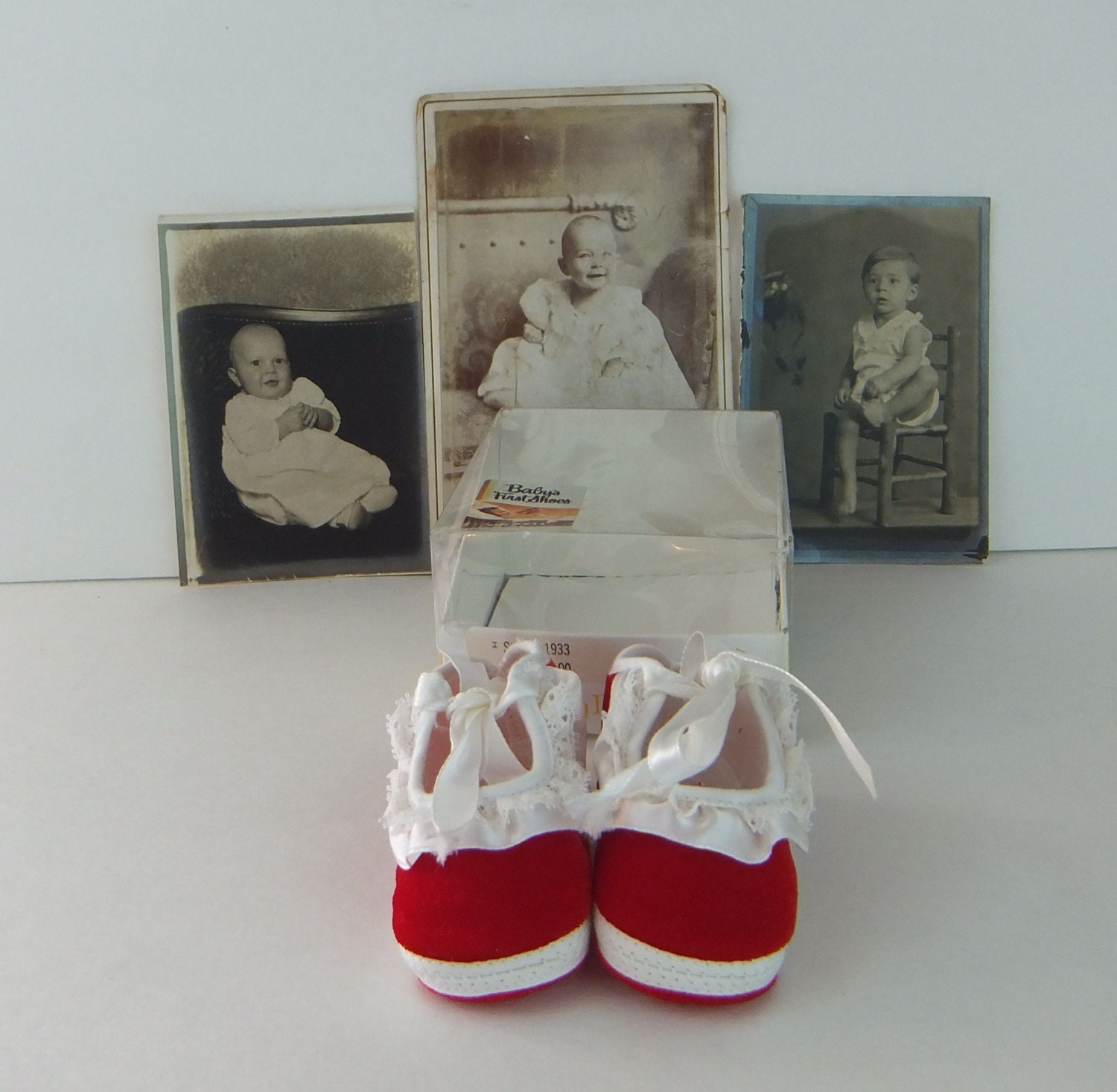 1970s Vintage Baby Deer Shoes  Red Velvet  Infant Booties