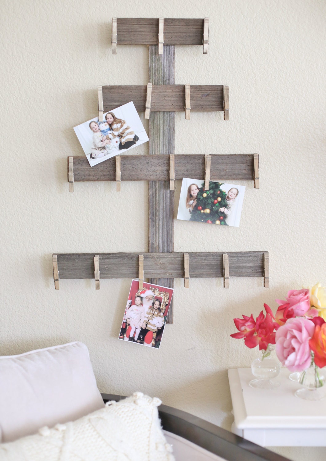 Christmas Card Holder Wall Hanging Decorating Ideas