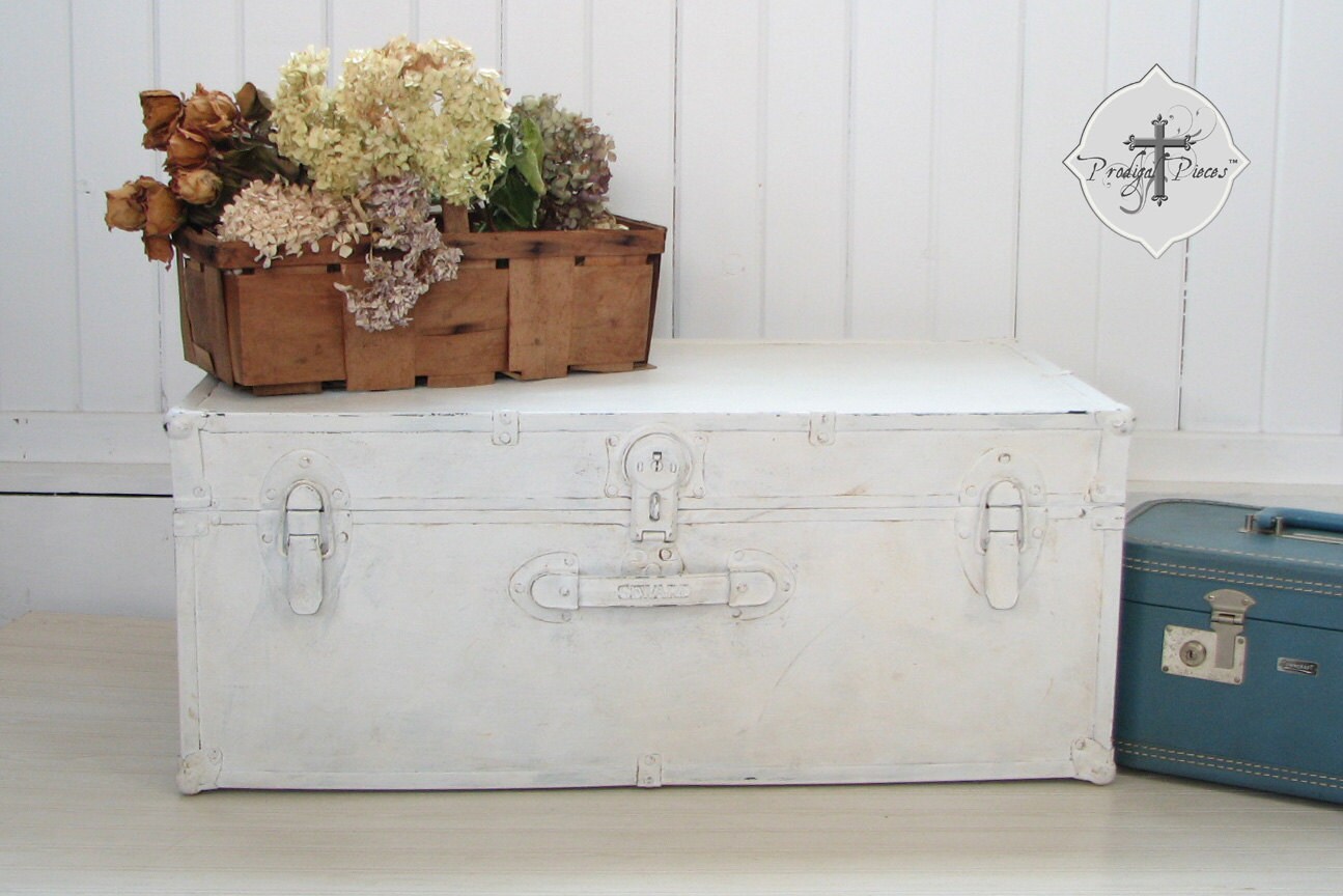 shabby chic vintage white steamer trunk chest by shabby chic vintage white steamer trunk chest by