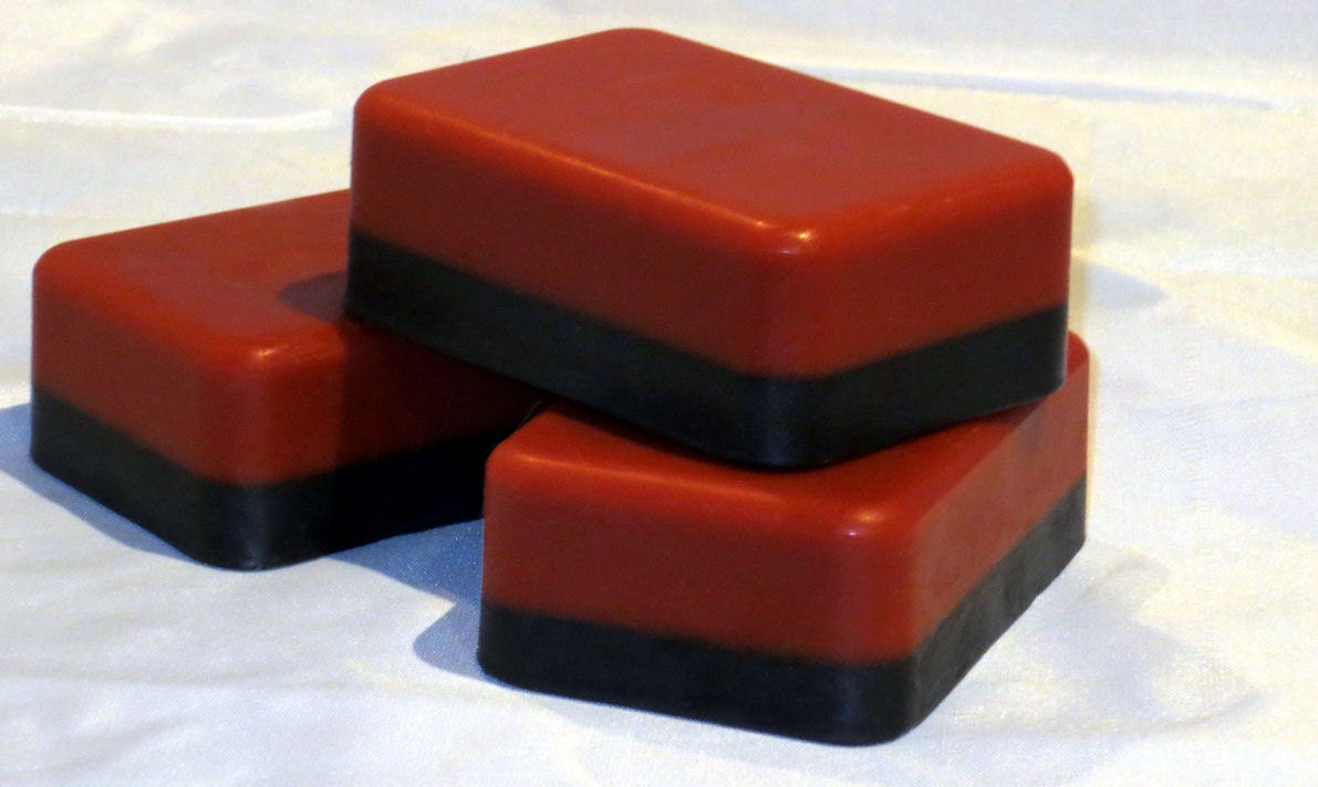 Sangre De Drago (Dragons' Blood Soap) - Men's Soap - Black Charcoal Soap - Vegan Natural Soap - Large 6 Oz. - LuxePourHommebyG