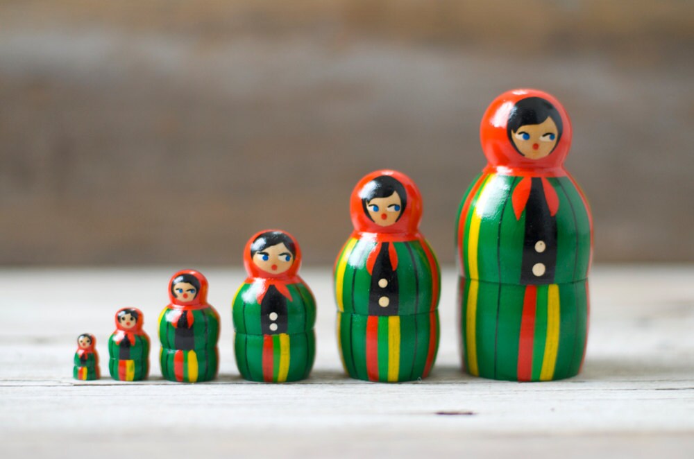 vintage wooden nesting dolls