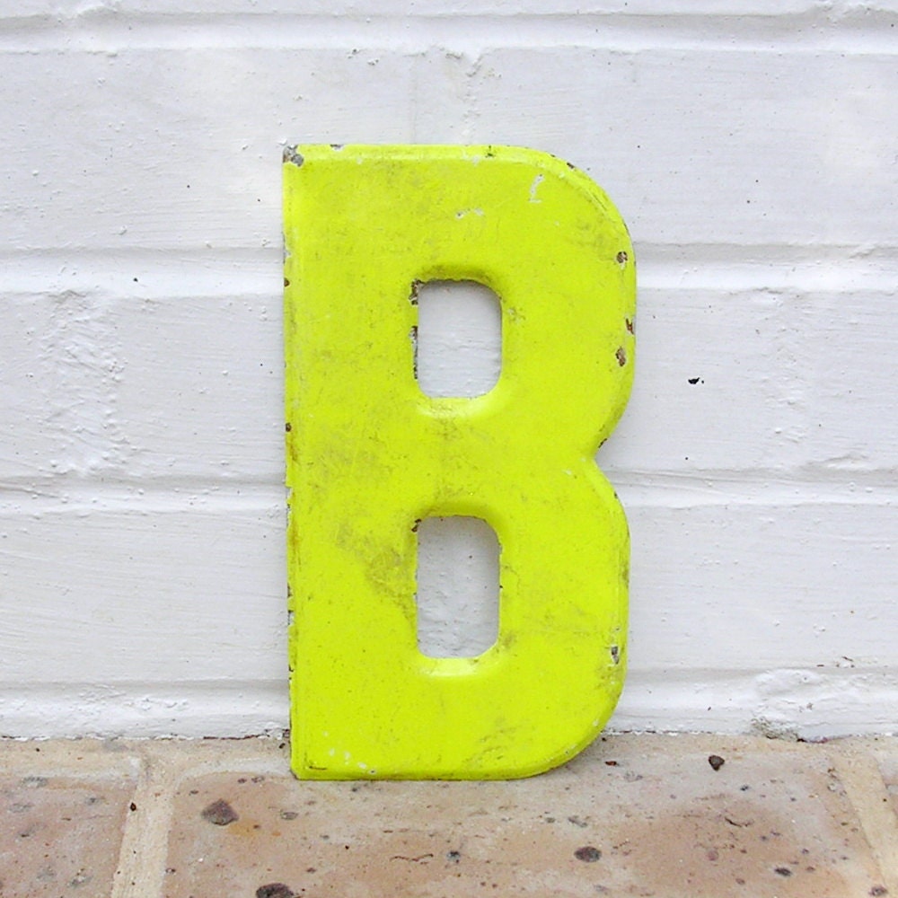 Items Similar To Vintage Metal Sign Metal Letter B Sign Chippy Painted ...