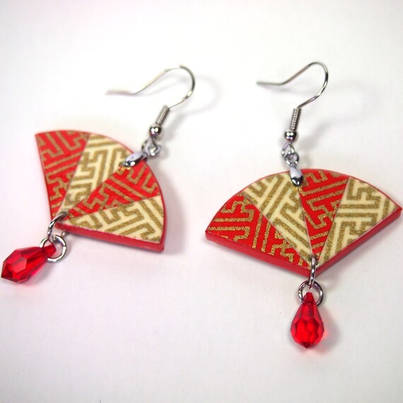 Items similar to Red & Gold Japanese Paper Fan Earrings on Etsy