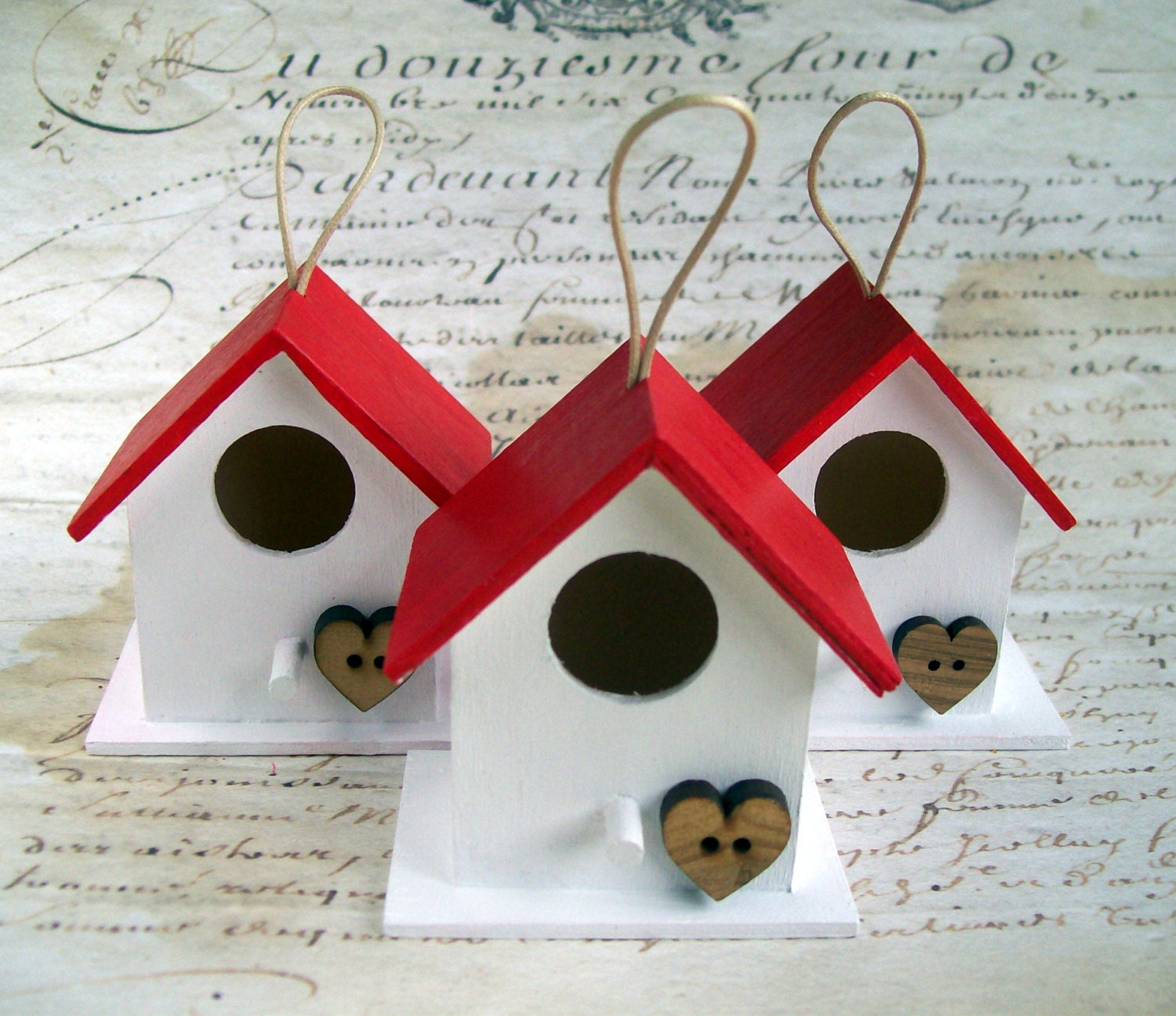 Rustic Christmas birdhouse decorations/ornaments wood red / white heart button - artangel