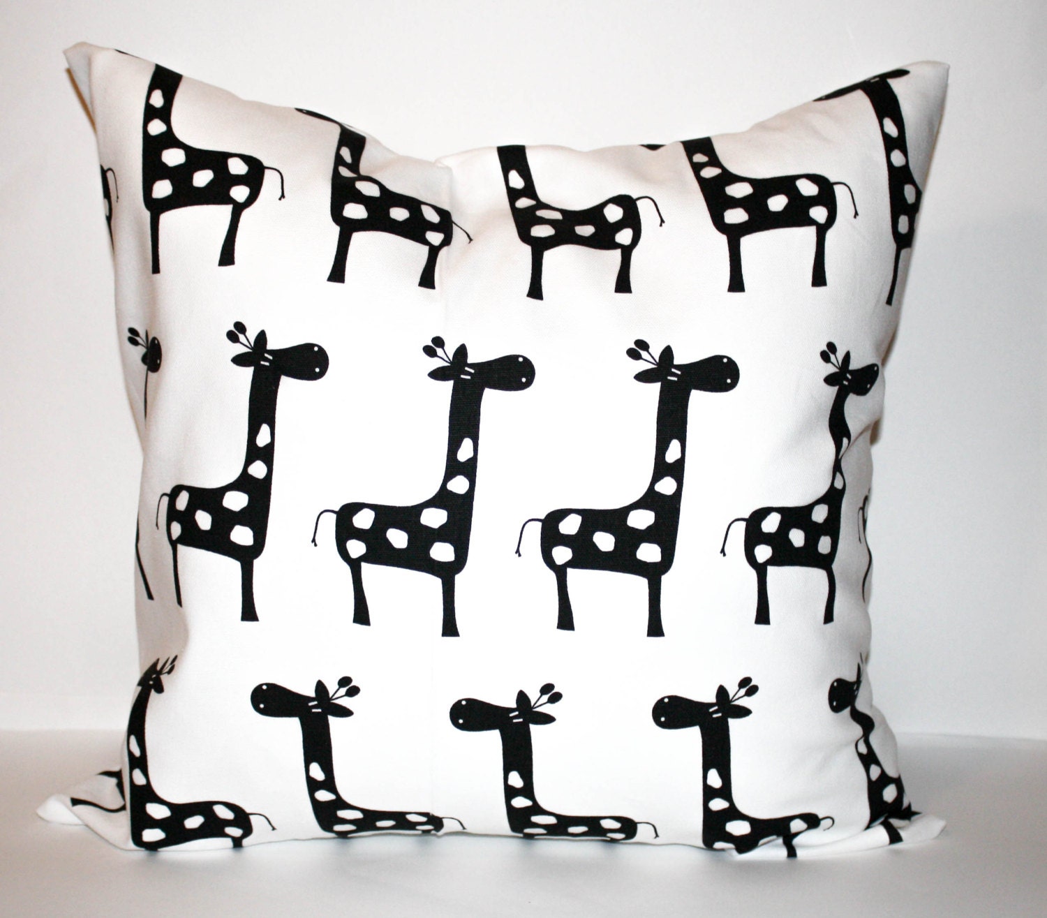 Giraffe Pillow Cover 16" x 16" - Crackerbox