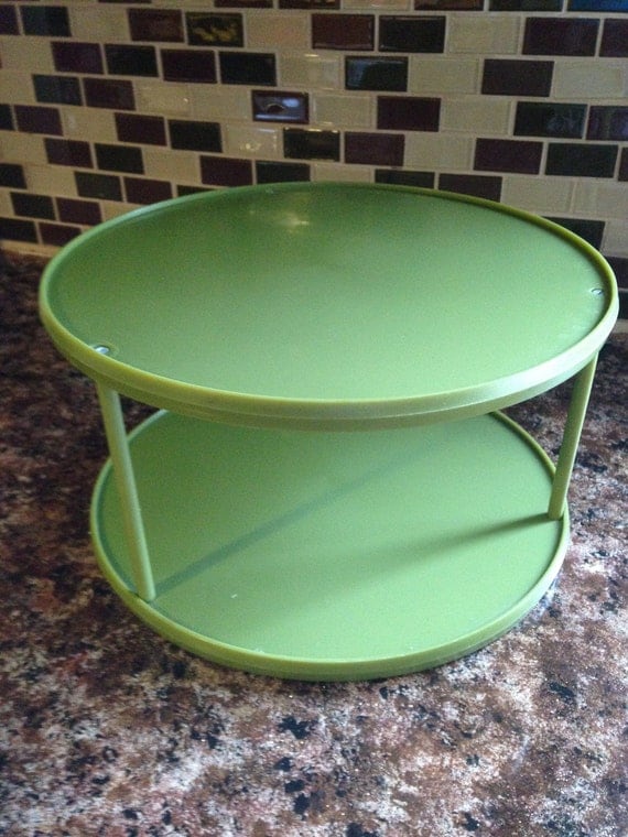 Vintage Rubbermaid Avocado Green Lazy Susan by ThumbBuddyWithLove