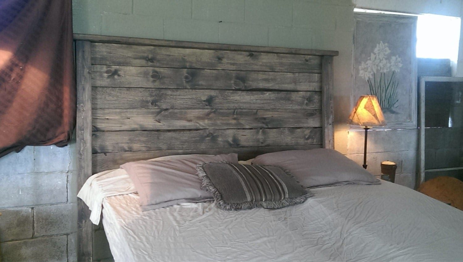 10ideas about Distressed Headboard on Pinterest Shabby
