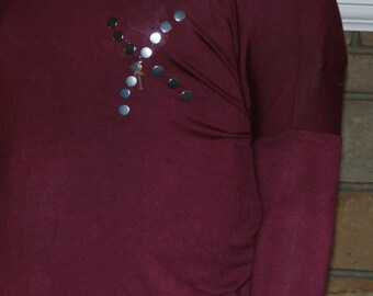 burgundy shirt ladies